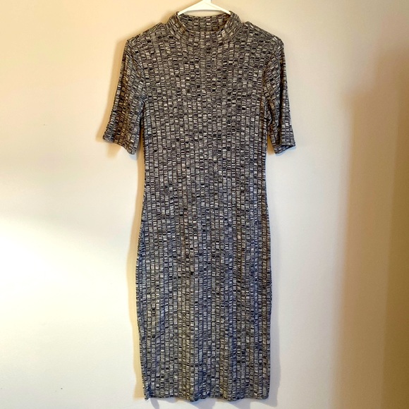 JustFab Dresses & Skirts - Mock neck dress!